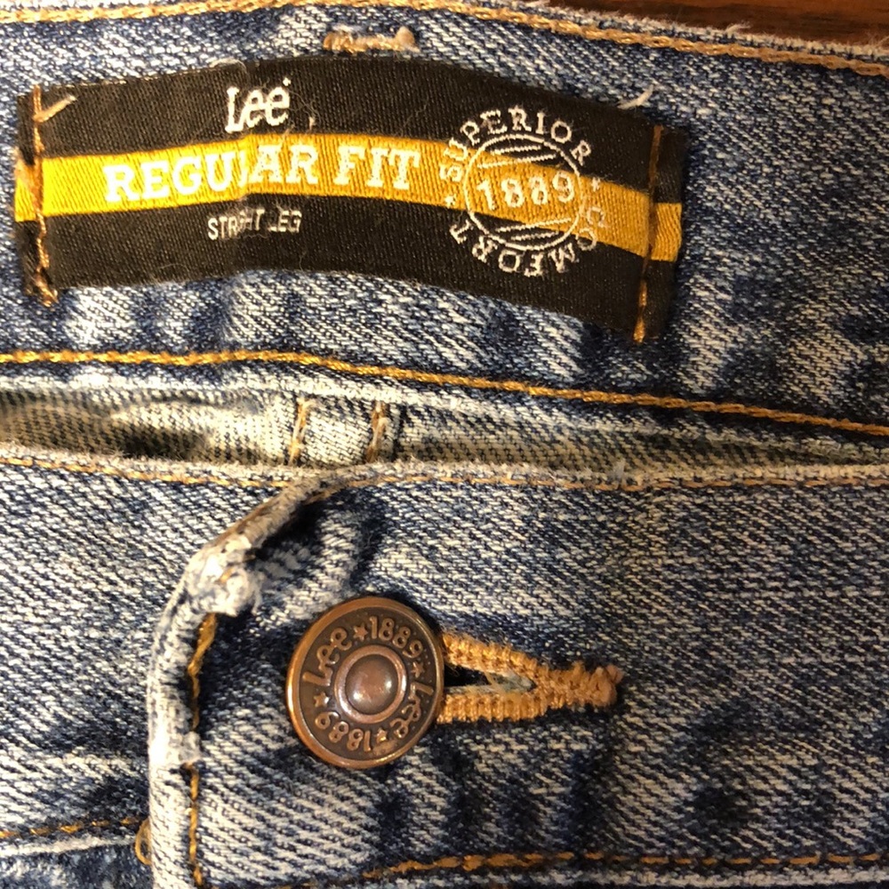 Lee Jeans size 42X30 100%Cotton Regular Fit , straight leg
